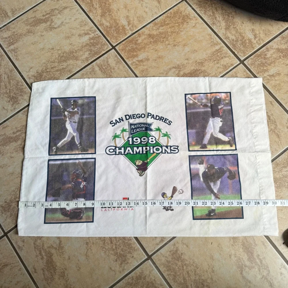 VTG San Diego Padres 1998 National‎ League Champions Pillowcase MLB Baseball
